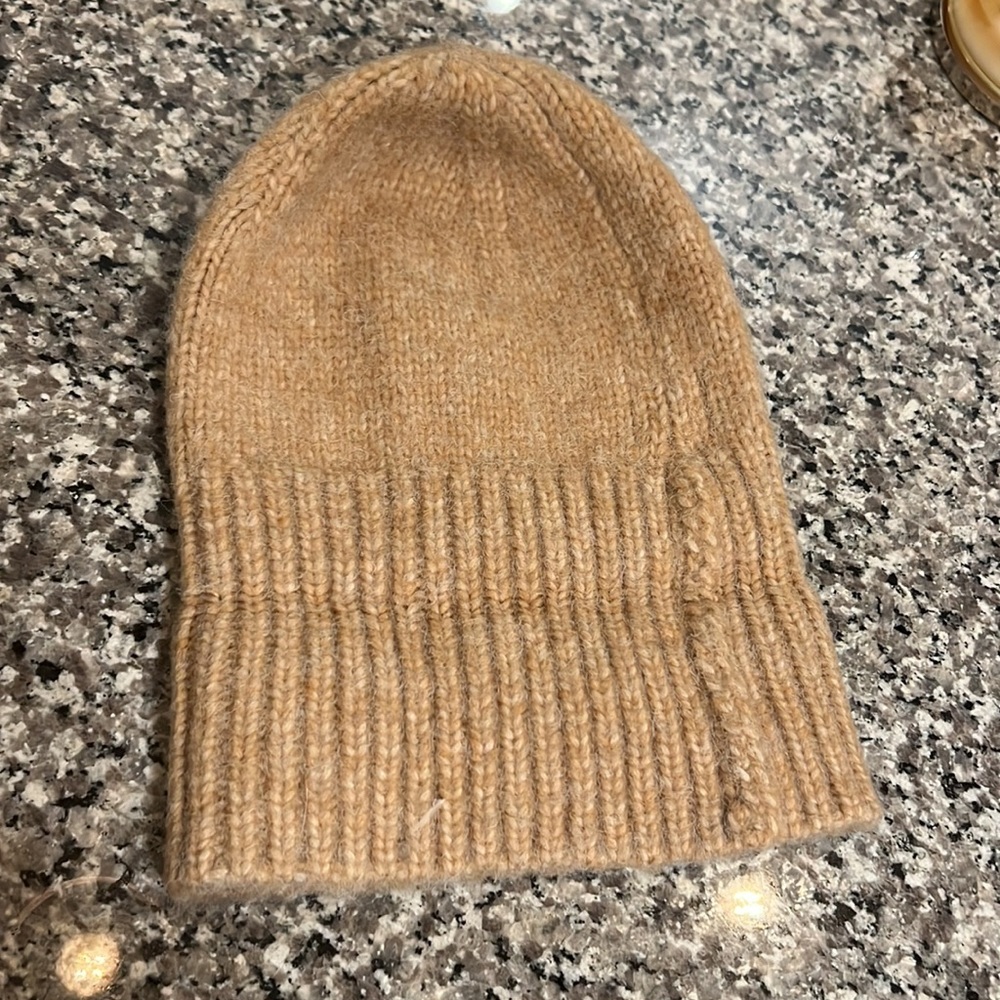 Hat - Picture 3 of 4